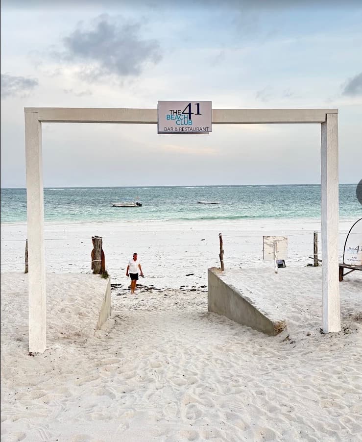 41 Beach Club