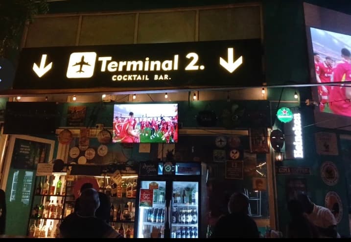 Terminal 2 Cocktail Bar